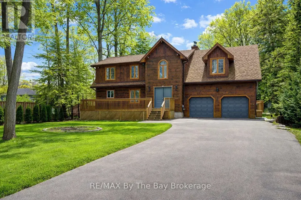 646 Oxbow Park Drive, Wasaga Beach
